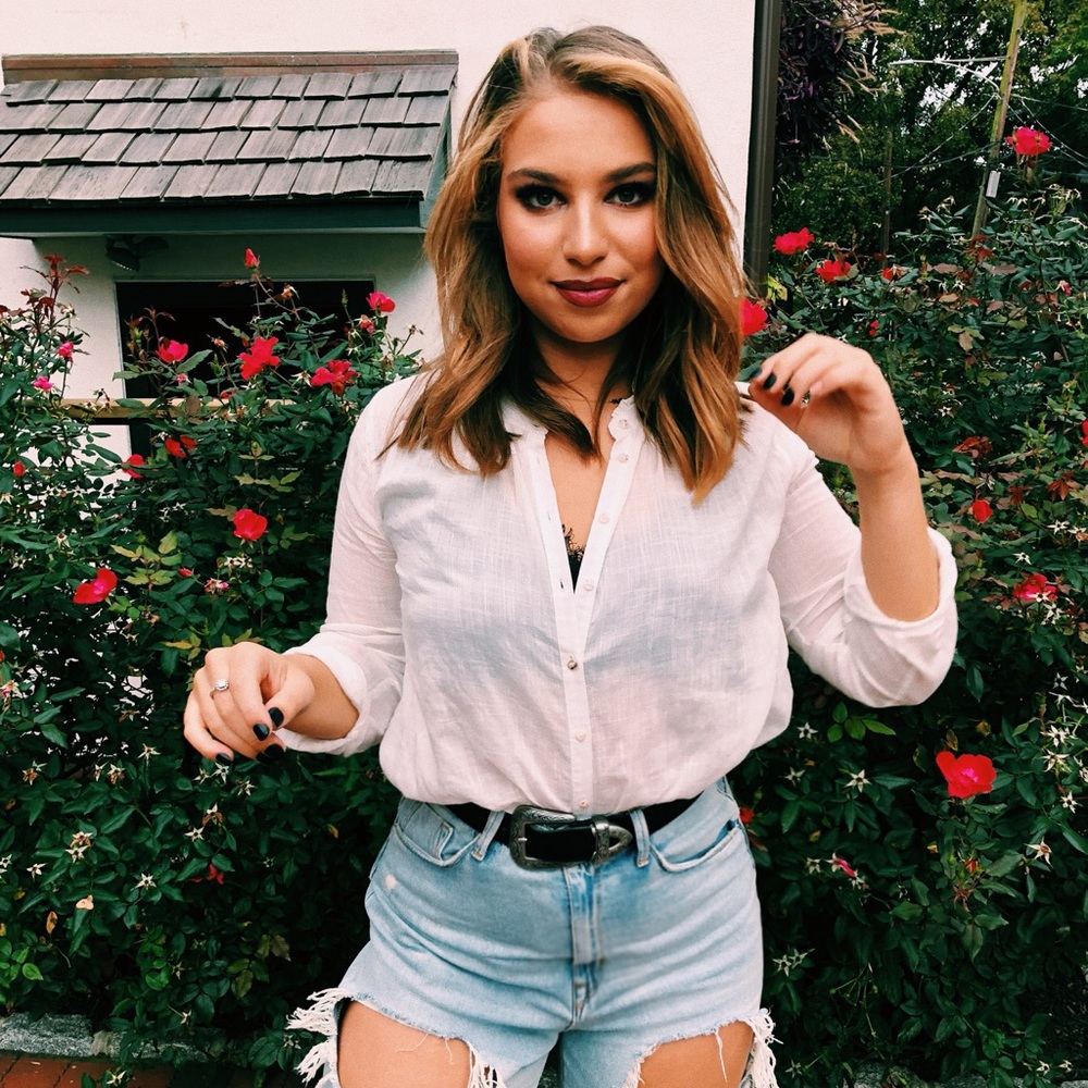 Meet your Posher, Melissa